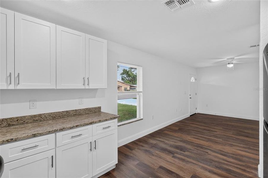 Furnished interior view inside a new home in , Auburndale (Image 8).