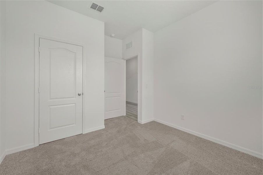 Spacious, unfurnished interior of a new home in Poinciana, Poinciana (Image 10).