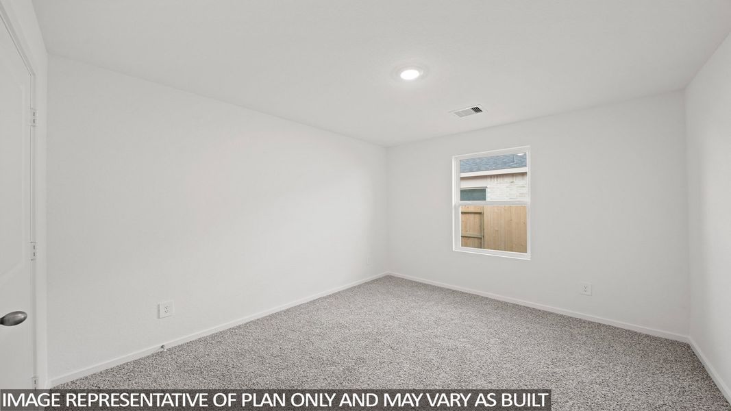 Spacious, unfurnished interior of a new home in Sunterra Lakes, Brookshire (Image 13).