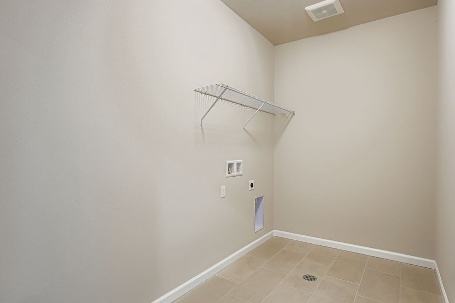 New Home in Strasburg, CO.  - Slide 24