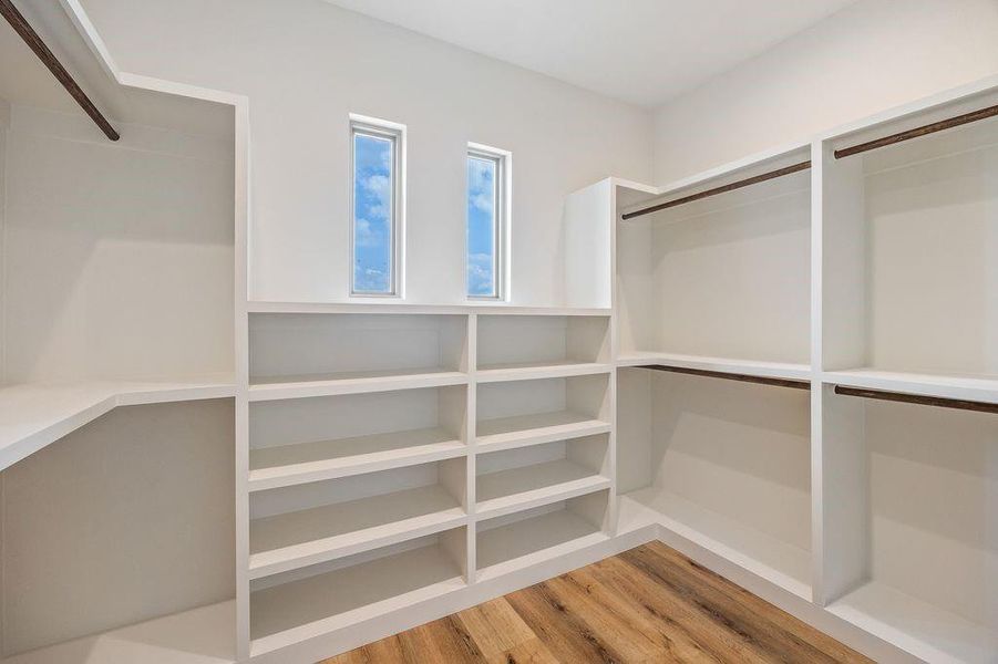 Image 36 of a home in .