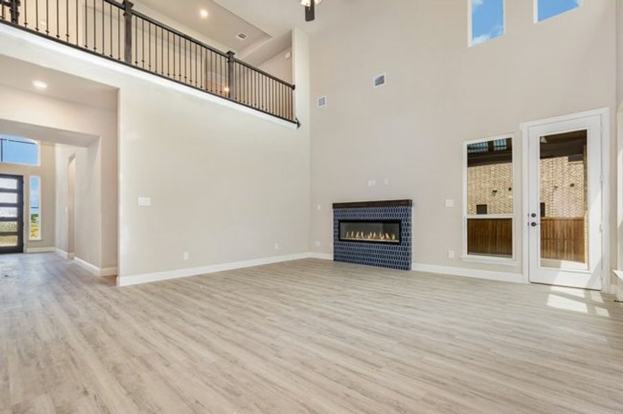 Spacious, unfurnished interior of a new home in Malabar Hill, Prosper (Image 13). Spacious, unfurnished interior of a new home in Malabar Hill, Prosper (Image 13).