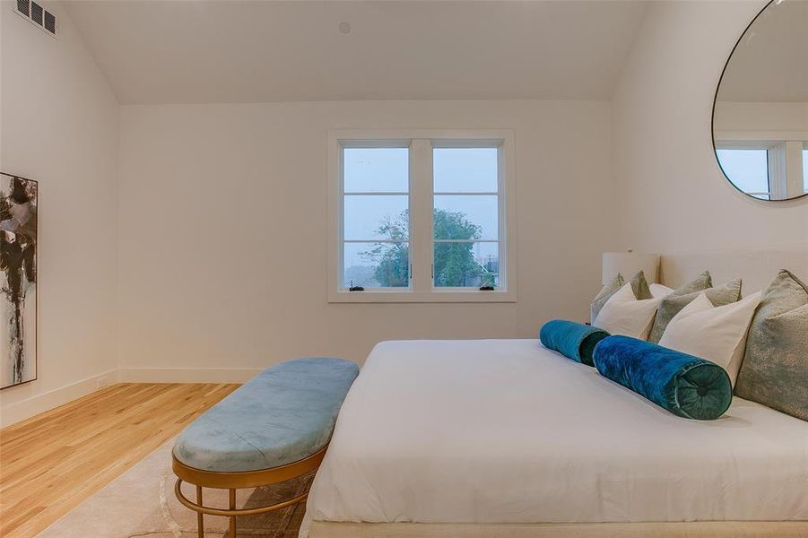 Furnished interior view inside a new home in , Dallas (Image 2).