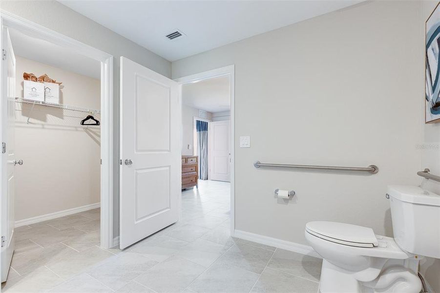 Furnished interior view inside a new home in Lennar at Turnleaf, Punta Gorda (Image 8).