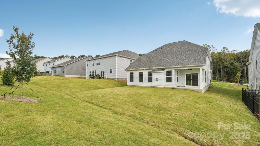 Exterior details and patio area of a home in Falls Cove, Troutman (Image 23).