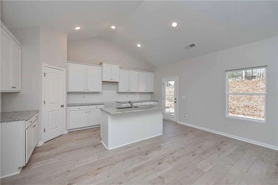 Furnished interior view inside a new home in , Villa Rica (Image 7).