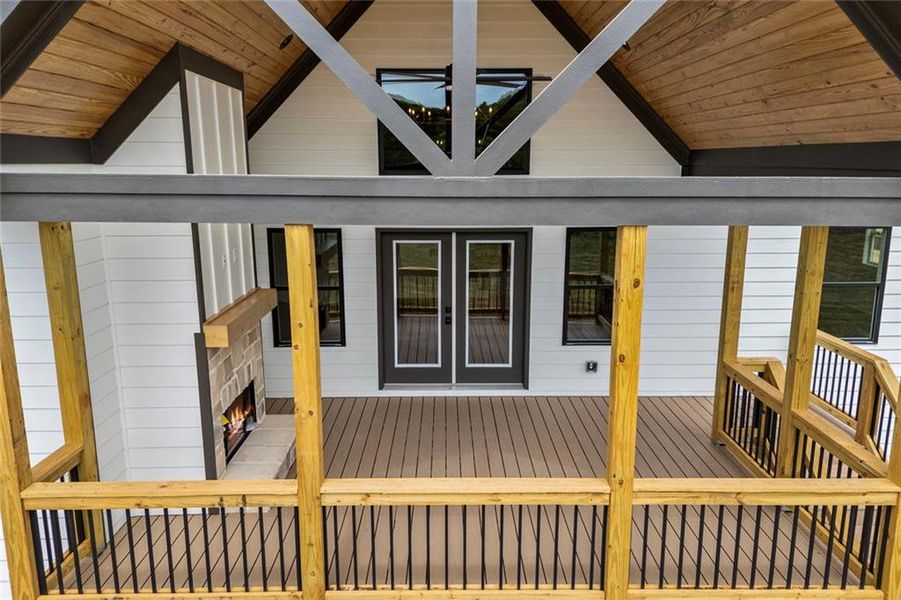 Exterior details and patio area of a home in , Monroe (Image 37).