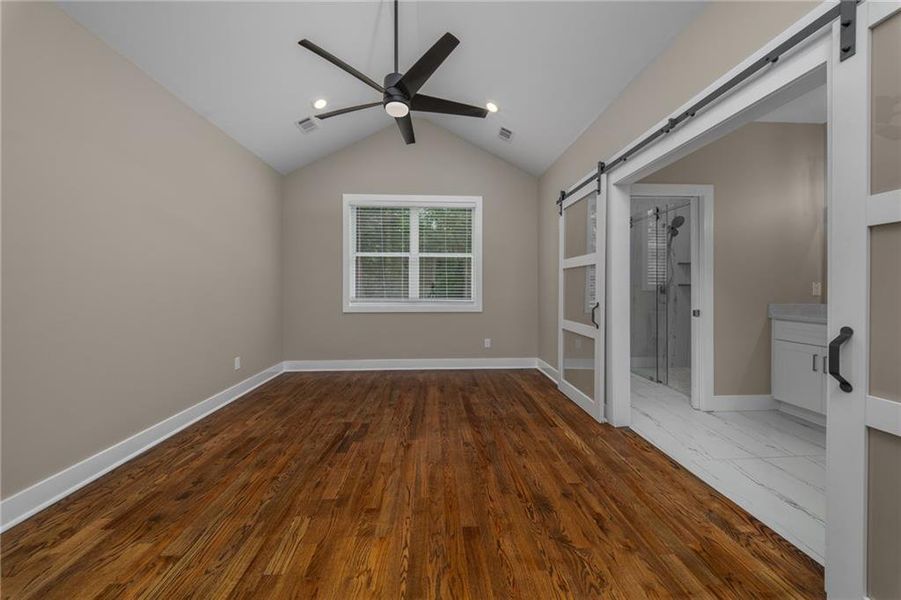 Spacious, unfurnished interior of a new home in , Woodstock (Image 33).