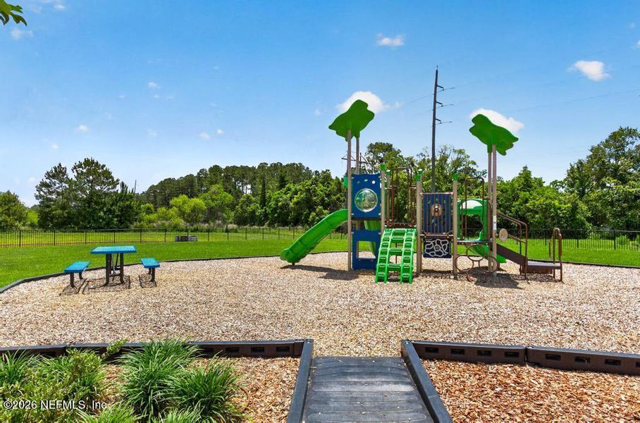 Community amenities in Wells Landing, Jacksonville (Image 44). Community amenities in Wells Landing, Jacksonville (Image 44).