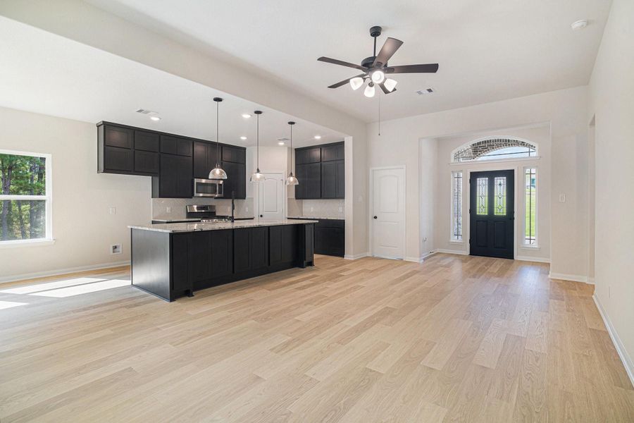 Spacious, unfurnished interior of a new home in Rose Hill Estates, Willis (Image 14). Spacious, unfurnished interior of a new home in Rose Hill Estates, Willis (Image 14).