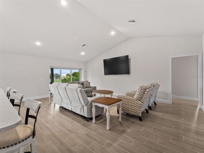 Furnished interior view inside a new home in Port Charlotte, Port Charlotte (Image 48).