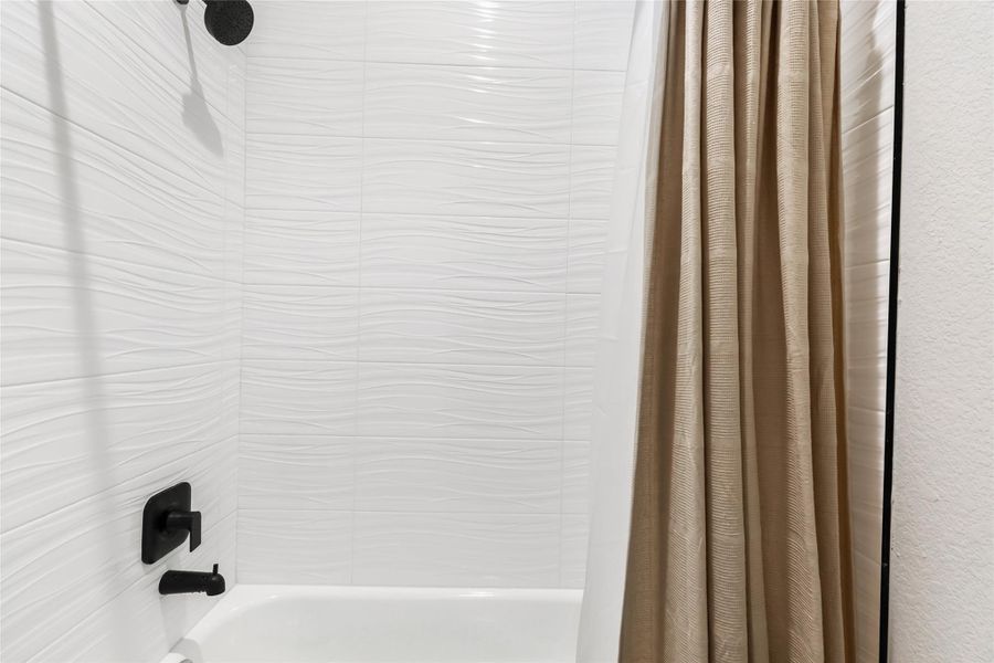 Full Bathroom Shower