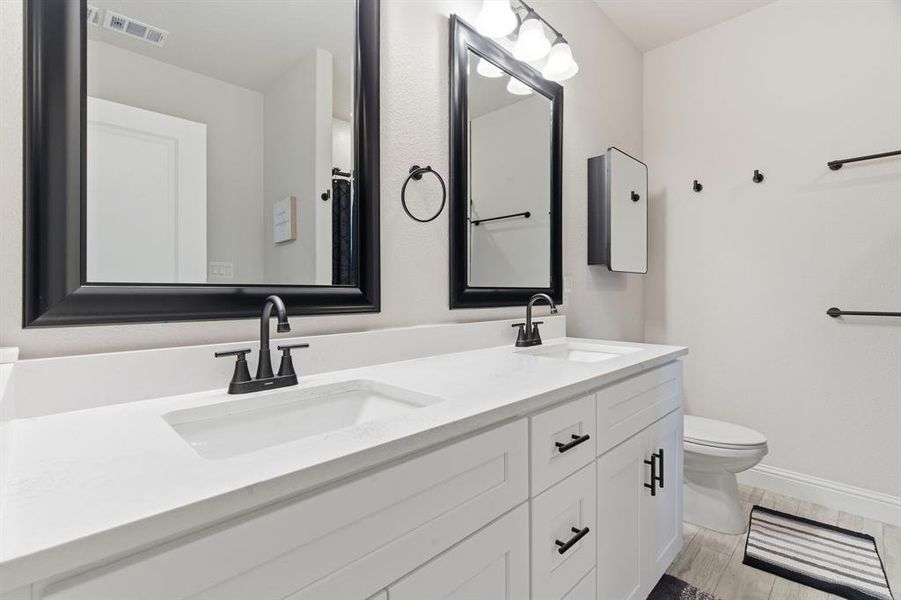 Furnished interior view inside a new home in , Granbury (Image 28).