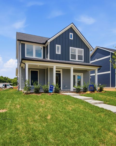 Front exterior of a new home in Heritage Green – The Classic Collection, Columbia, TN, highlighting curb appeal (Image 26). Front exterior of a new home in Heritage Green – The Classic Collection, Columbia, TN, highlighting curb appeal (Image 26).