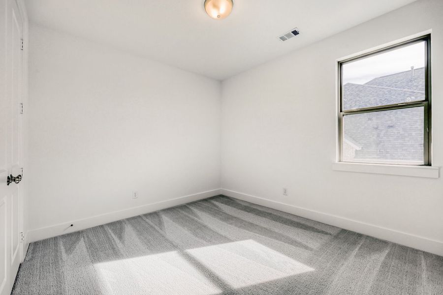 180 Buffalo - Bedroom