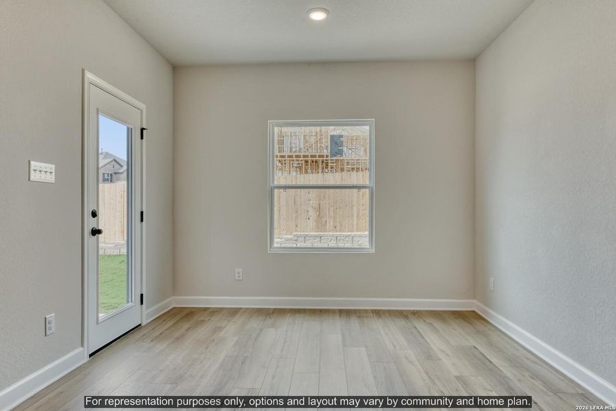 Spacious, unfurnished interior of a new home in Hennersby Hollow, San Antonio (Image 19).