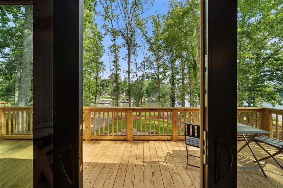 Exterior details and patio area of a home in , Eatonton (Image 21).