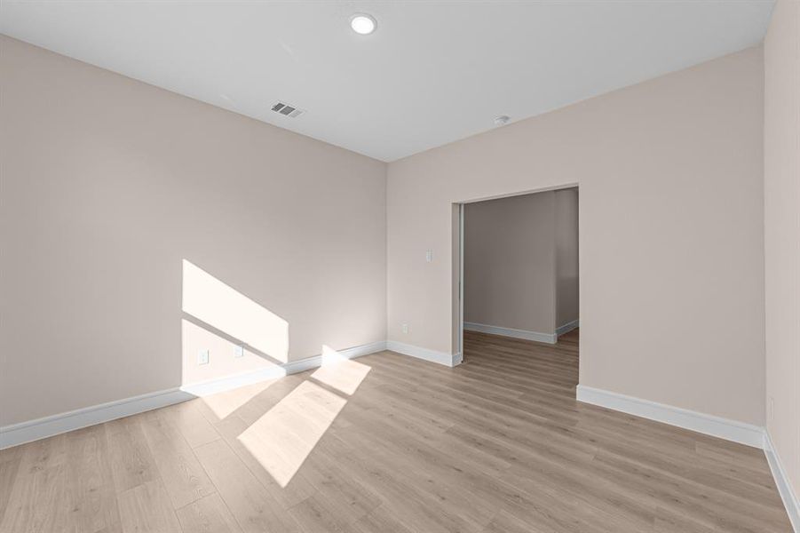 Spacious, unfurnished interior of a new home in Elevon, Lavon (Image 19). Spacious, unfurnished interior of a new home in Elevon, Lavon (Image 19).