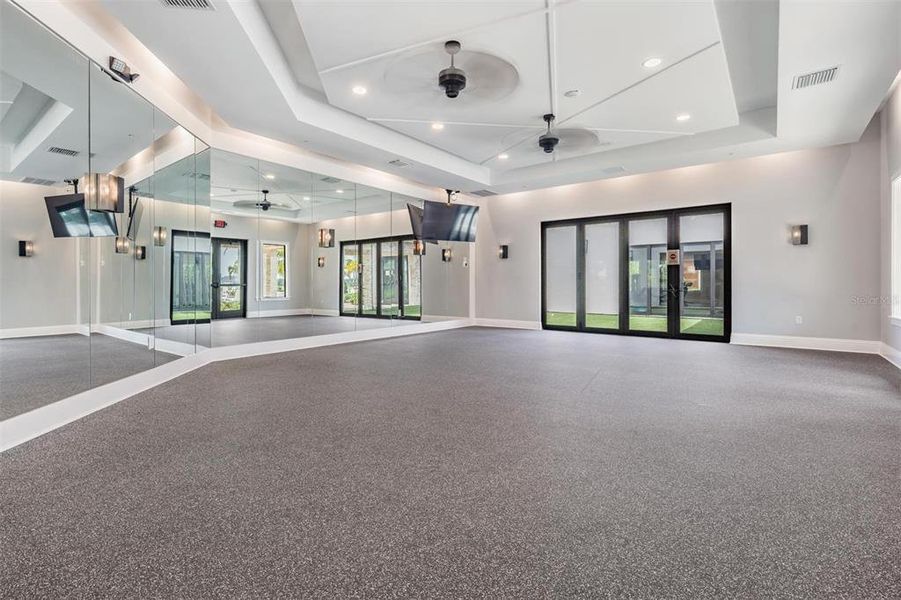 Spacious, unfurnished interior of a new home in Mirada Active Adult, San Antonio (Image 22).