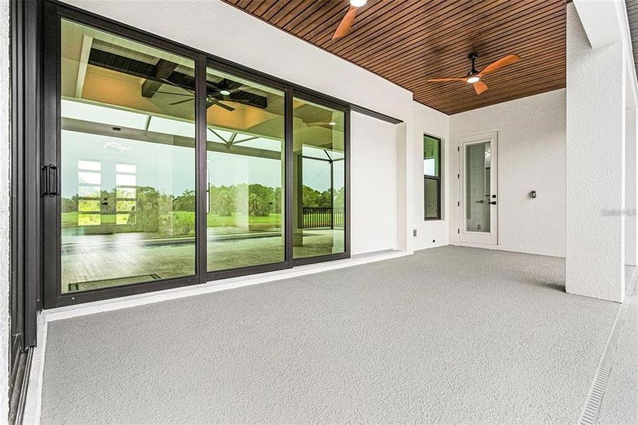Exterior details and patio area of a home in , Punta Gorda (Image 4).