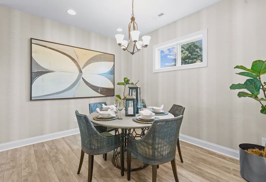 Dining - 18 of 37 Dining - 18 of 37