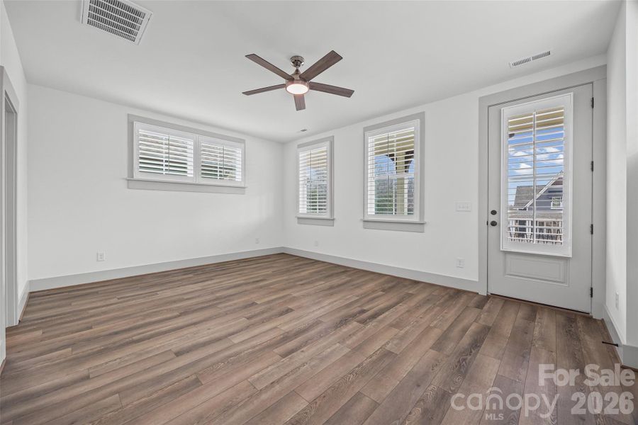 Spacious, unfurnished interior of a new home in , Fort Mill (Image 25).