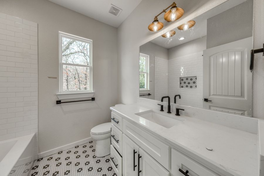 Representative furnished interior of a home built from the Loretta by Zeal Home Builders in Horizon Meadow Estates, Paradise (Image 70). Representative furnished interior of a home built from the Loretta by Zeal Home Builders in Horizon Meadow Estates, Paradise (Image 70).