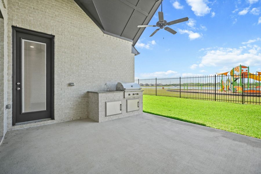 Exterior details and patio area of a home in Westwood, League City (Image 4). Exterior details and patio area of a home in Westwood, League City (Image 4).
