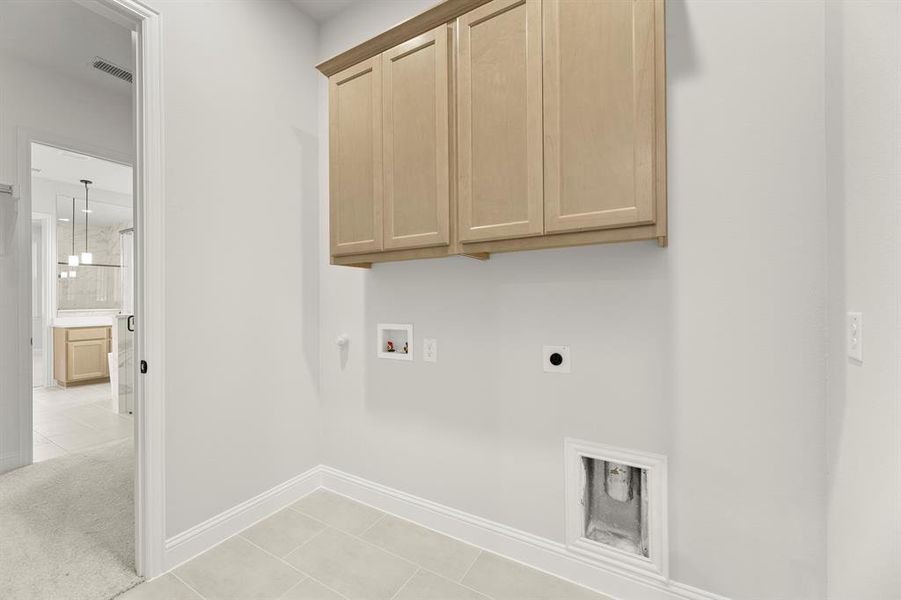 06. 2232 Euclid - Utility 06. 2232 Euclid - Utility