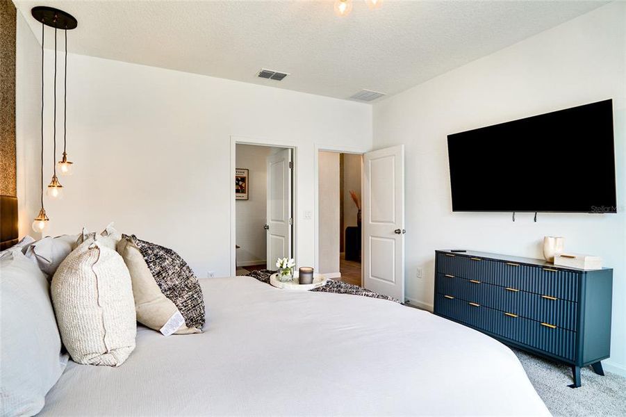 Furnished interior view inside a new home in , Kissimmee (Image 15).