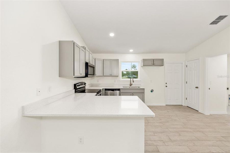 Furnished interior view inside a new home in , Ocala (Image 6).
