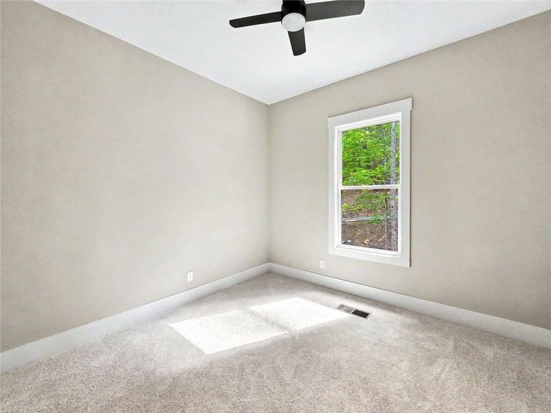 Spacious, unfurnished interior of a new home in , Waleska (Image 22).