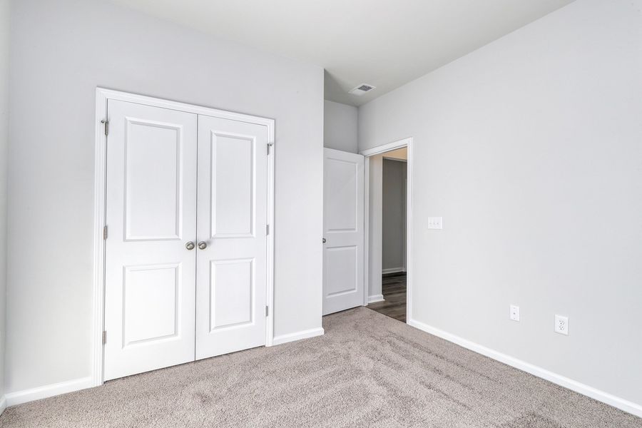 Spacious, unfurnished interior of a new home in Jordan Grove, Conway (Image 26).