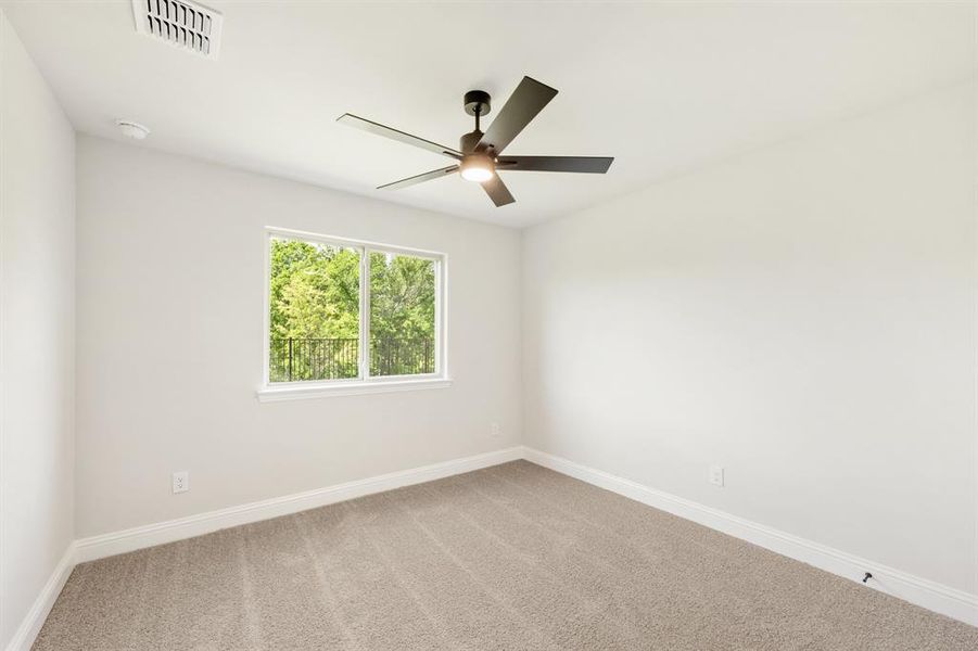 Spacious, unfurnished interior of a new home in Sable Creek, Sanger (Image 19). Spacious, unfurnished interior of a new home in Sable Creek, Sanger (Image 19).
