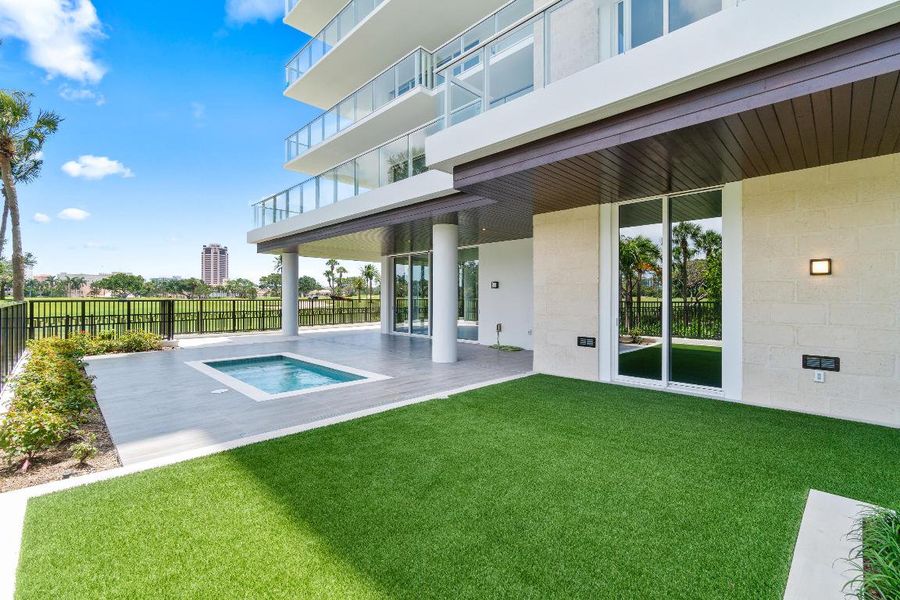 025-200SoutheastMiznerBoulevard-Villa101