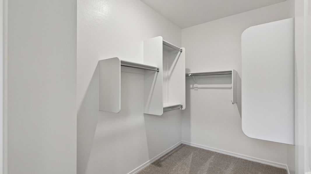 Spacious, unfurnished interior of a new home in The Ridge at Sienna Hills, Buckeye (Image 18).