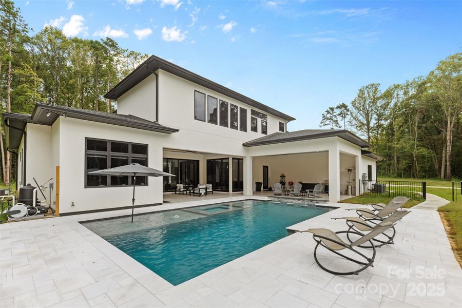 Image 43 of a home in . Image 43 of a home in .