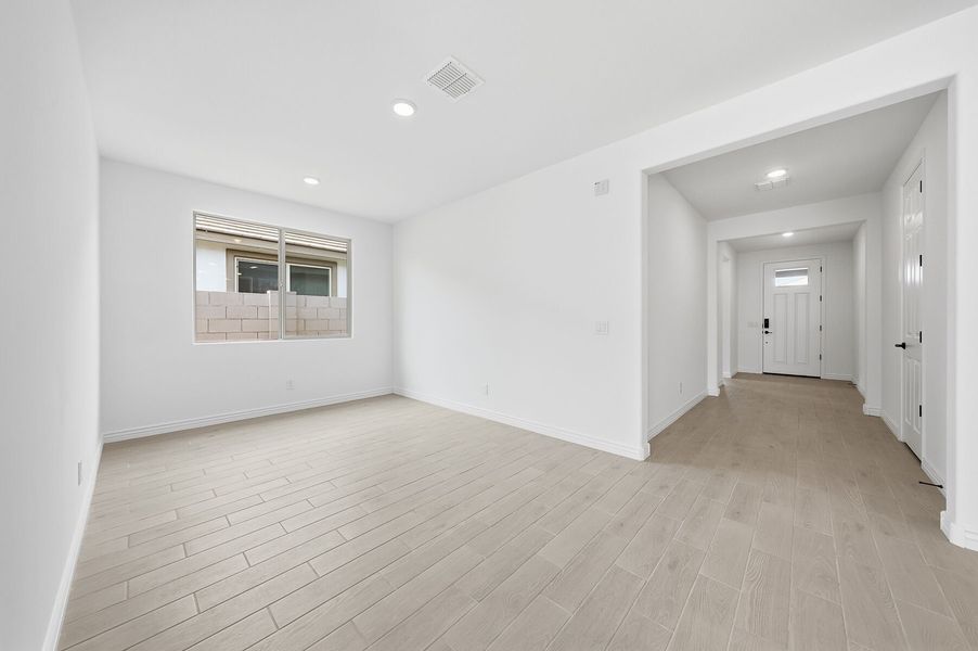 Spacious, unfurnished interior of a new home in Miravida, Surprise (Image 8).
