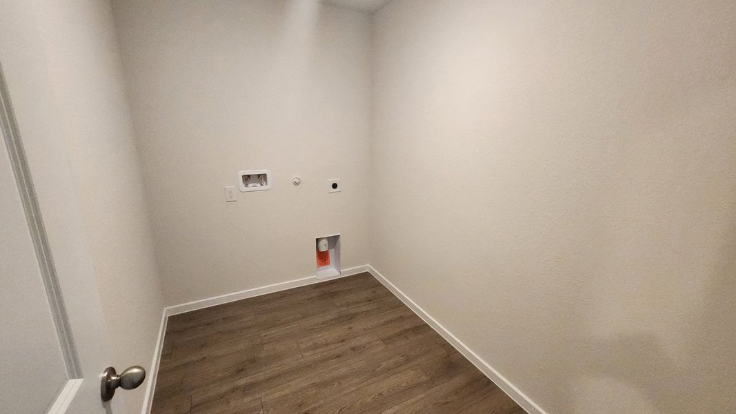 Spacious, unfurnished interior of a new home in Waverly Estates, Josephine (Image 8).