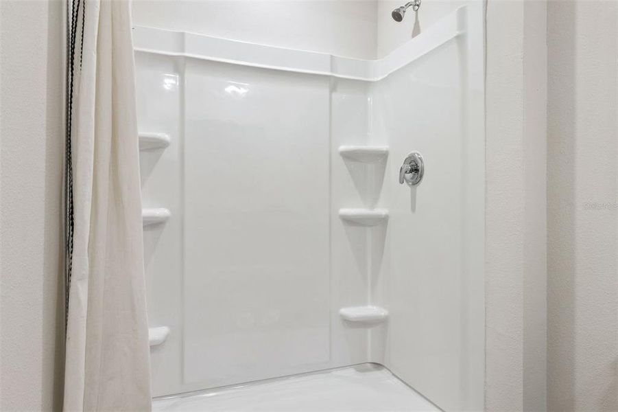 Close-up of interior finishes inside a home in Magnolia Pointe, Umatilla (Image 18).