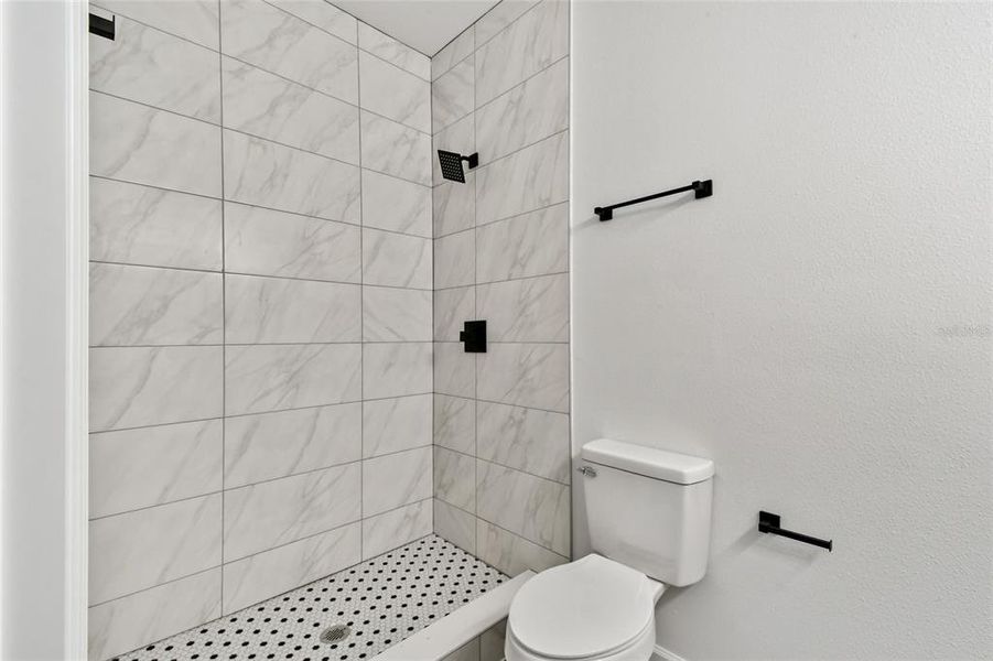 Furnished interior view inside a new home in , Lutz (Image 6).