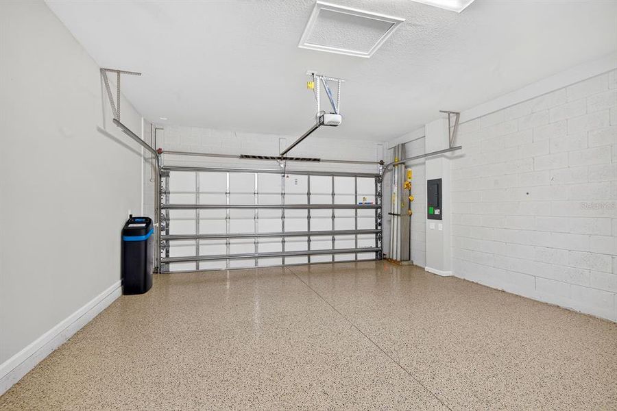 Spacious, unfurnished interior of a new home in , Venice (Image 26). Spacious, unfurnished interior of a new home in , Venice (Image 26).