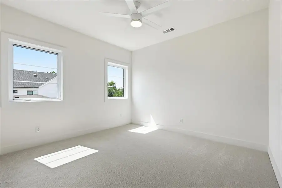 Spacious, unfurnished interior of a new home in , Dallas (Image 21).