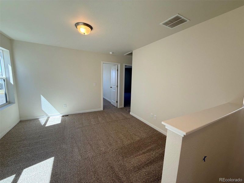 Spacious, unfurnished interior of a new home in , Watkins (Image 20).