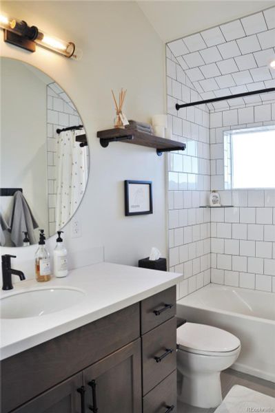 Furnished interior view inside a new home in , Leadville (Image 8).