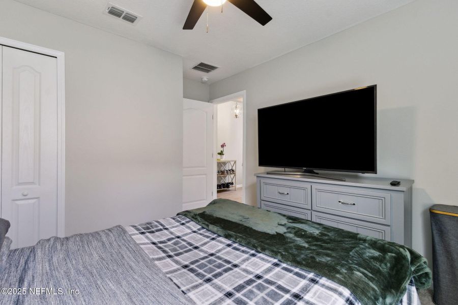Furnished interior view inside a new home in River Glen, Yulee (Image 29). Furnished interior view inside a new home in River Glen, Yulee (Image 29).