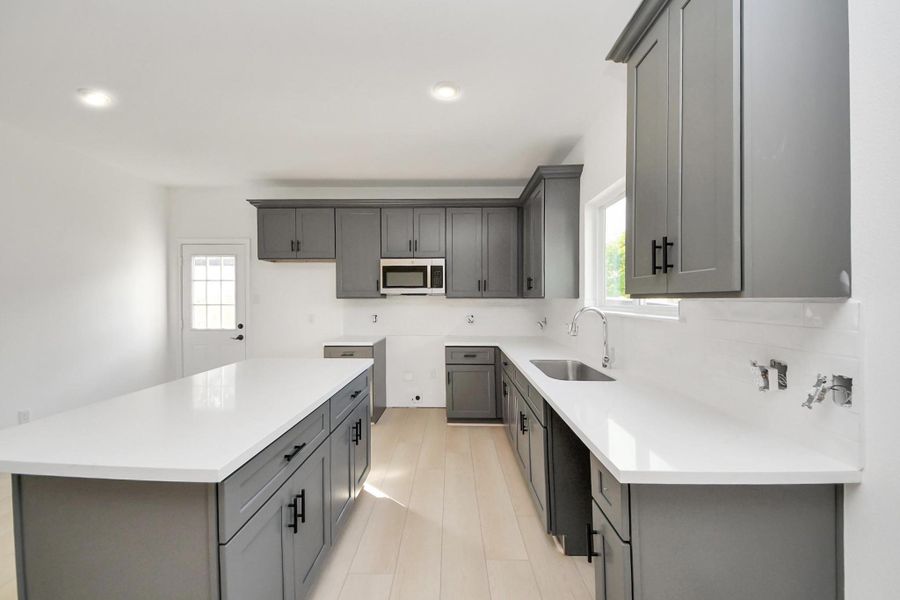 Furnished interior view inside a new home in , La Marque (Image 6).