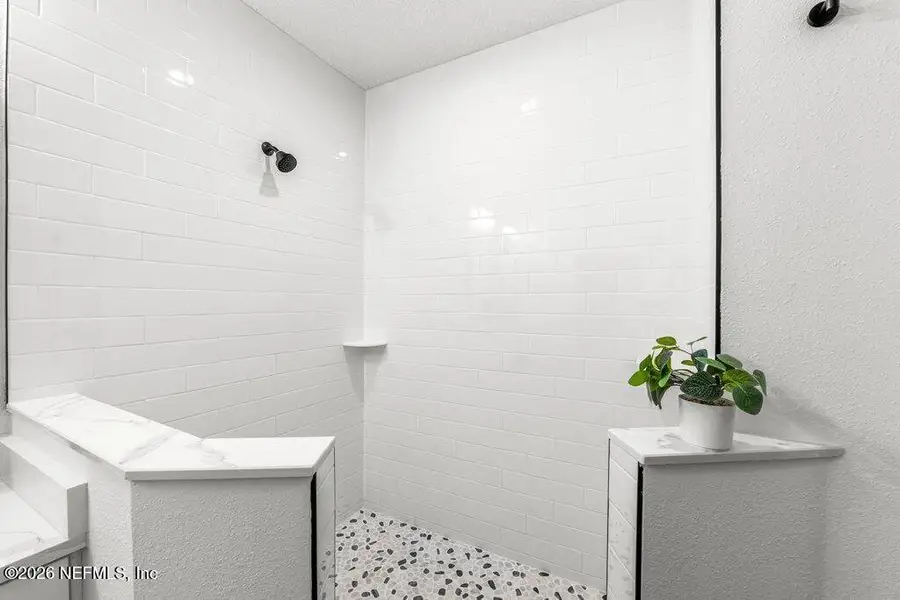 Image 43 of a home in .