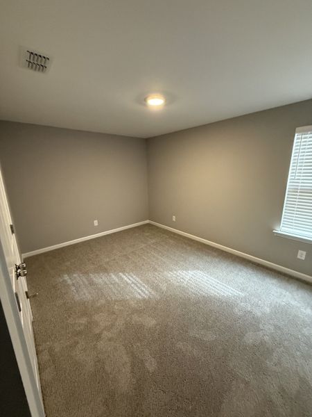 Spacious, unfurnished interior of a new home in Hobson Park, Antioch (Image 17).