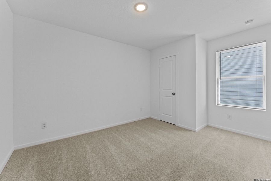 Spacious, unfurnished interior of a new home in Hidden Oasis, San Antonio (Image 10). Spacious, unfurnished interior of a new home in Hidden Oasis, San Antonio (Image 10).